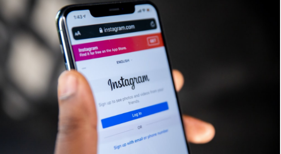 Instagram Login Problem (How to fix it)? Guide 2022￼