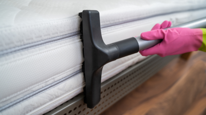 The Ultimate Guide to Cleaning a Mattress 