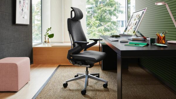 The Complete Guide on How to Buy Home Office Furniture