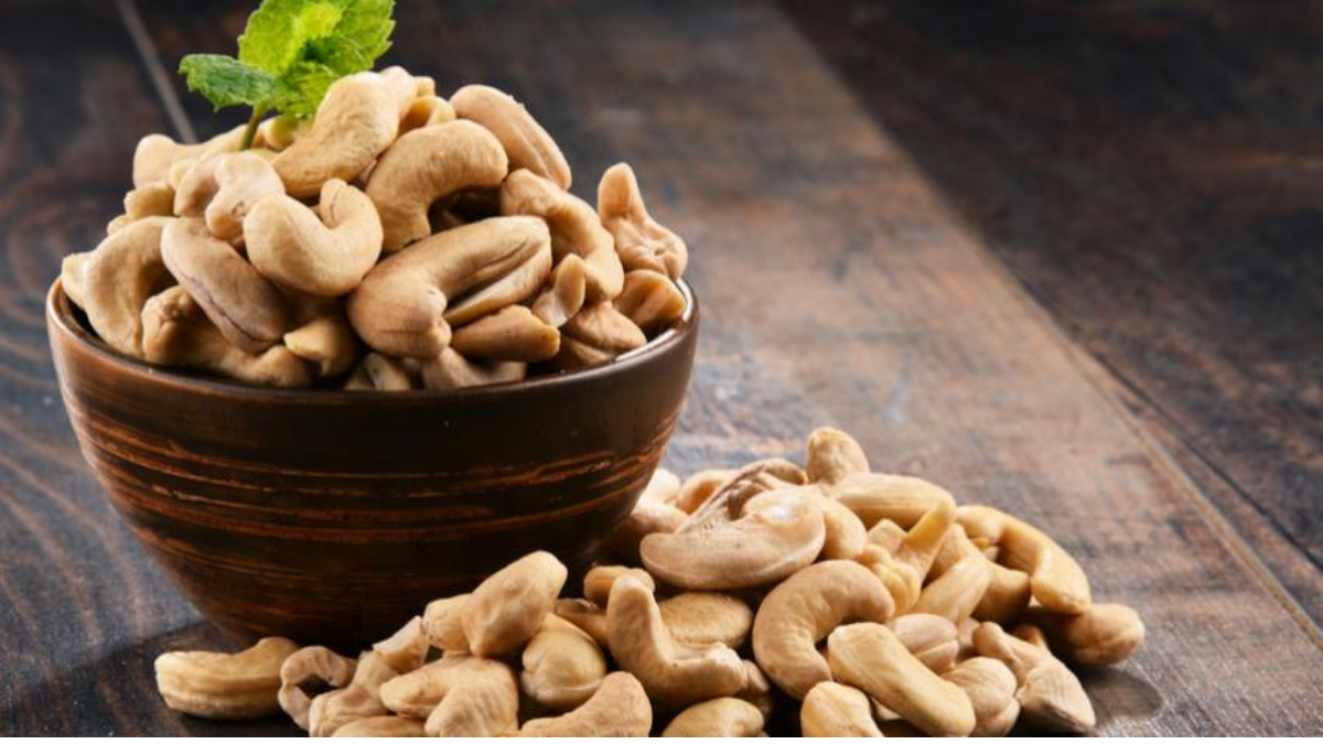 For a Strong and Healthy Body, Cashew Nuts are Beneficial for Men's Health