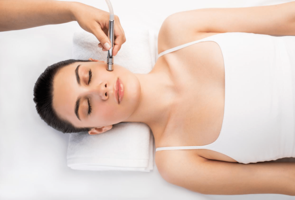 Things You Should Know Before You Go For Microdermabrasion