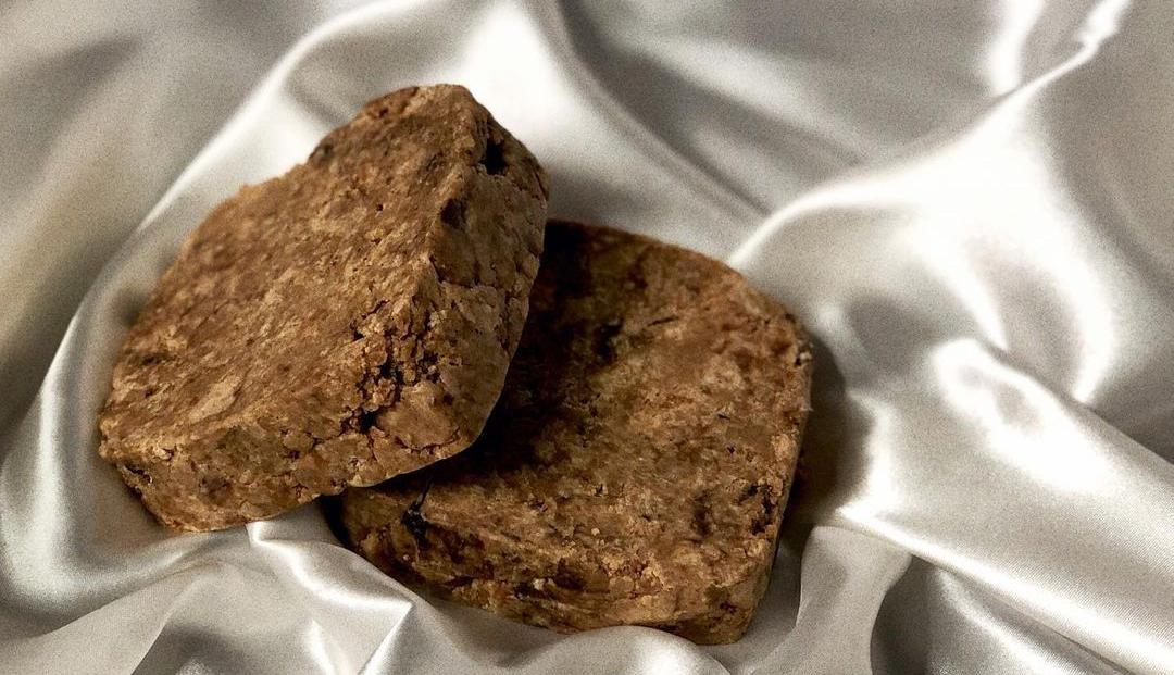 African Black Soap: What it is & How to Buy Genuine One?