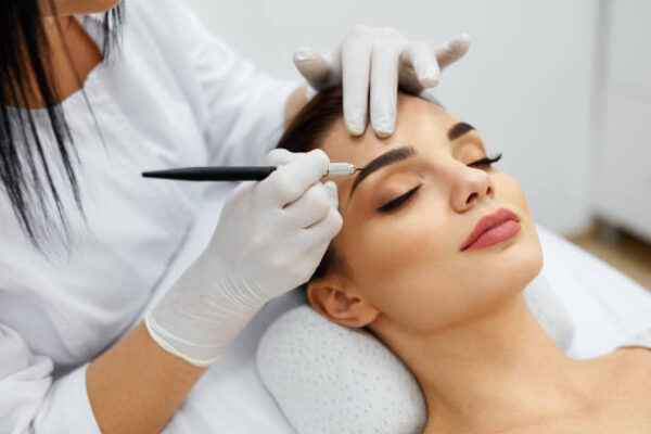 Equipment for permanent make-up and eyebrow tattooing