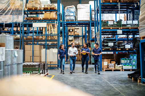THINGS TO CONSIDER BEFORE CHOOSING A WAREHOUSE COMPANY