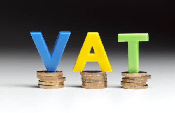  Get advice on VAT Registration in UAE