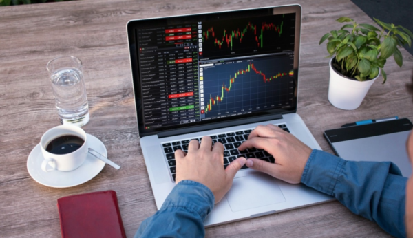 Before Making an Investment in Forex or CFDs: Five Important Factors to Consider