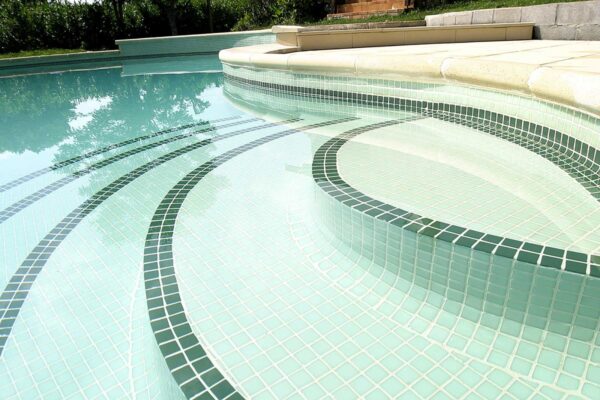 Pool Tiles: A Complete Guide to Making Your Pool Look Fantastic