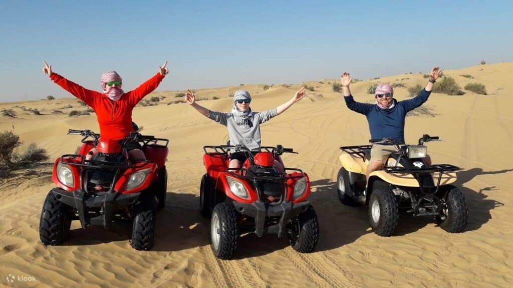 What to Expect on a Red Dunes Safari